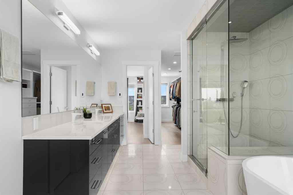 MLS® A2253573 - 2421 31 Avenue SW in Richmond Calgary, Residential