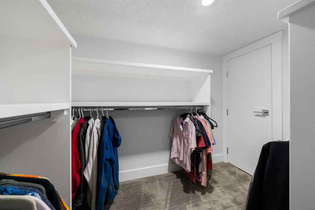 MLS® A2253573 - 2421 31 Avenue SW in Richmond Calgary, Residential