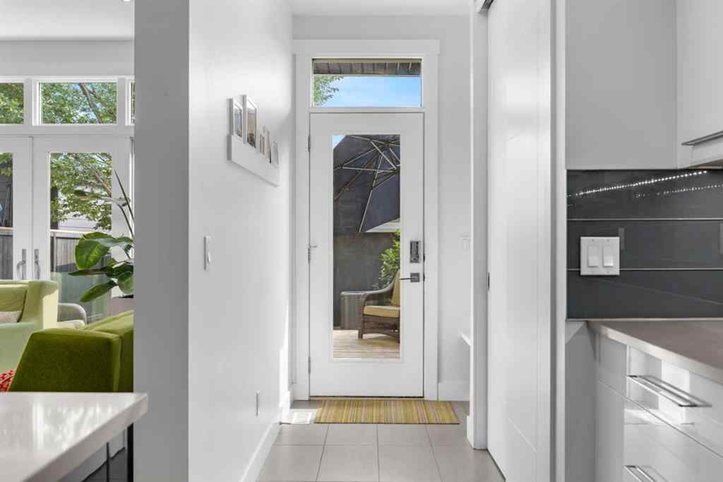 MLS® A2253573 - 2421 31 Avenue SW in Richmond Calgary, Residential