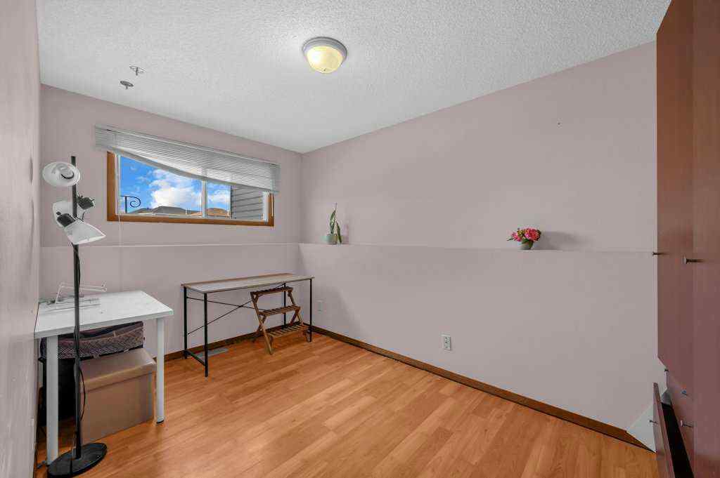 MLS® A2253574 - 64 Castledale Crescent NE in Castleridge Calgary, Residential