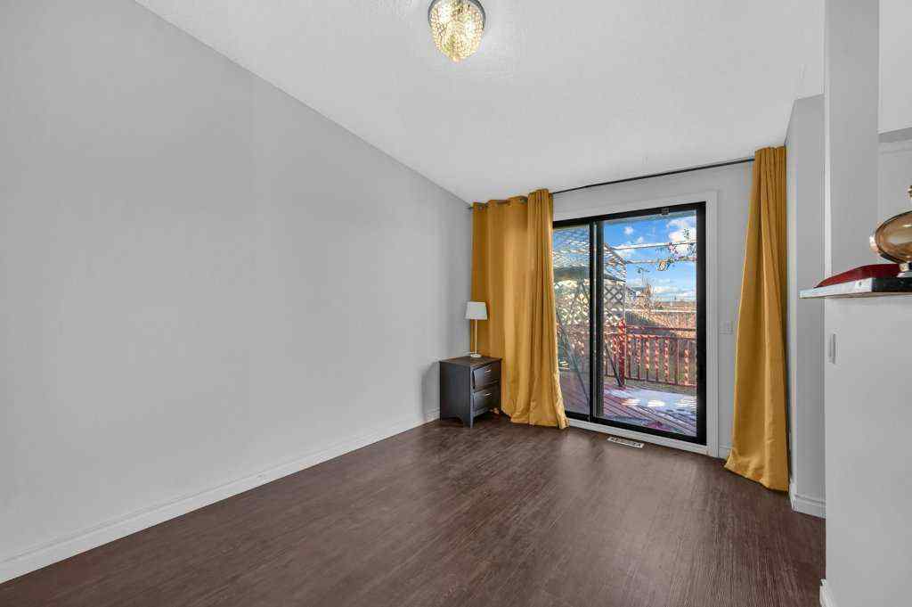 MLS® A2253574 - 64 Castledale Crescent NE in Castleridge Calgary, Residential