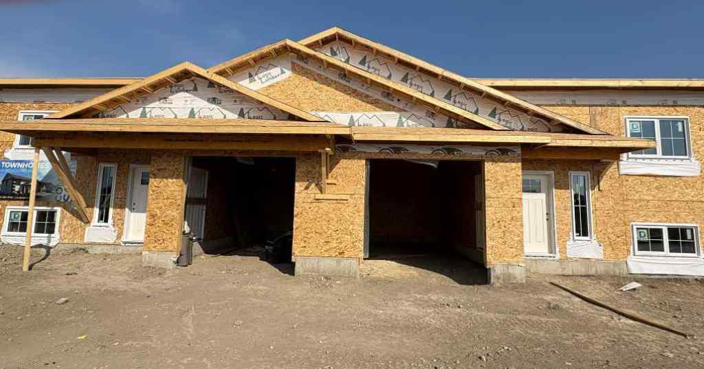 MLS® A2253580 - 423 Meadowlark Way  in NONE Vulcan, Residential