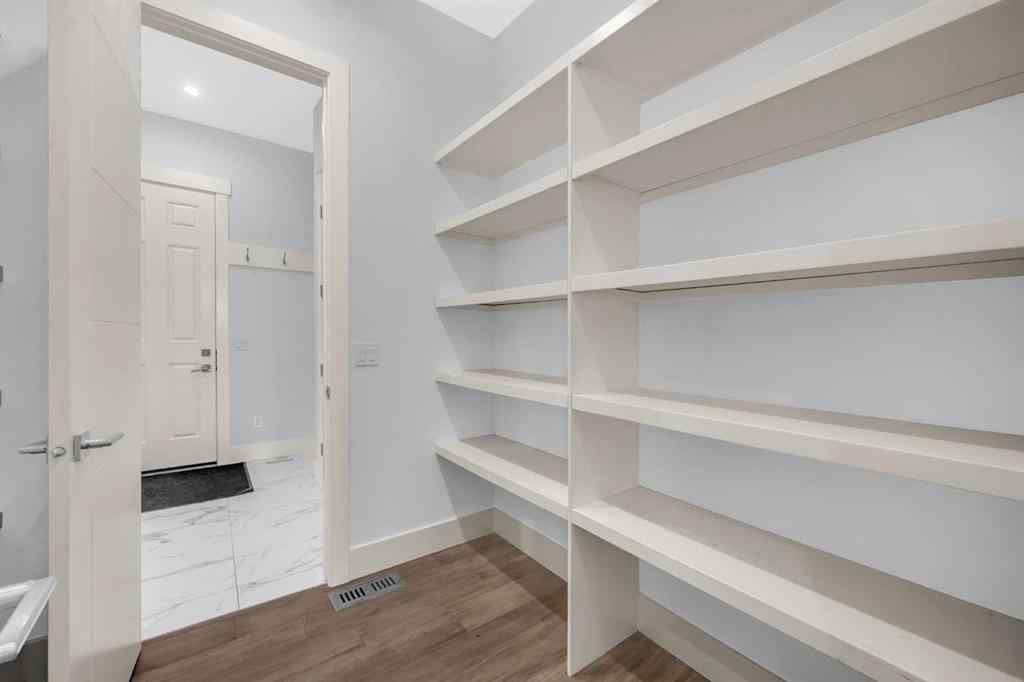 MLS® A2253589 - 127 Evansview Road NW in Evanston Calgary, Residential