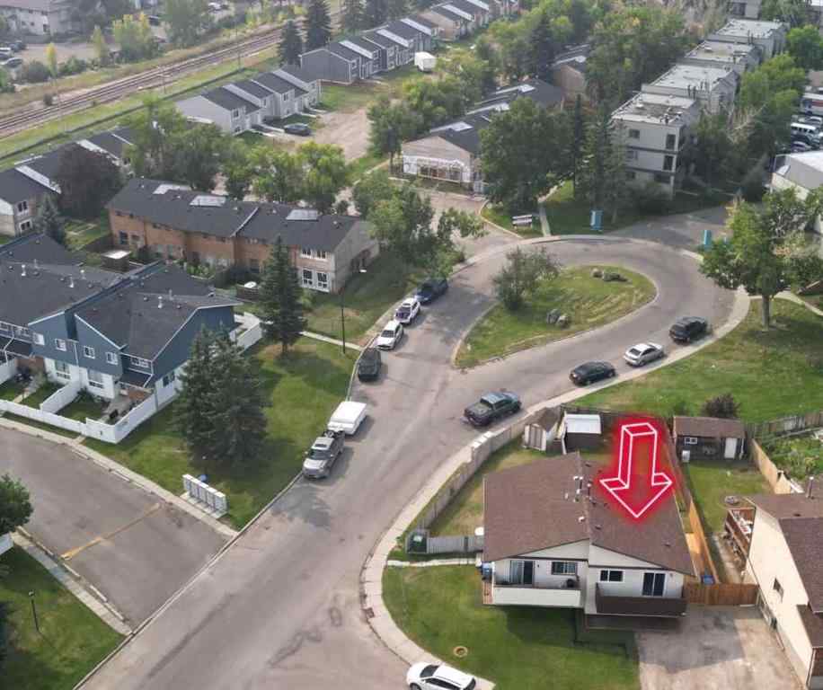 MLS® A2253590 - 59 Doverville Way SE in Dover Calgary, Residential
