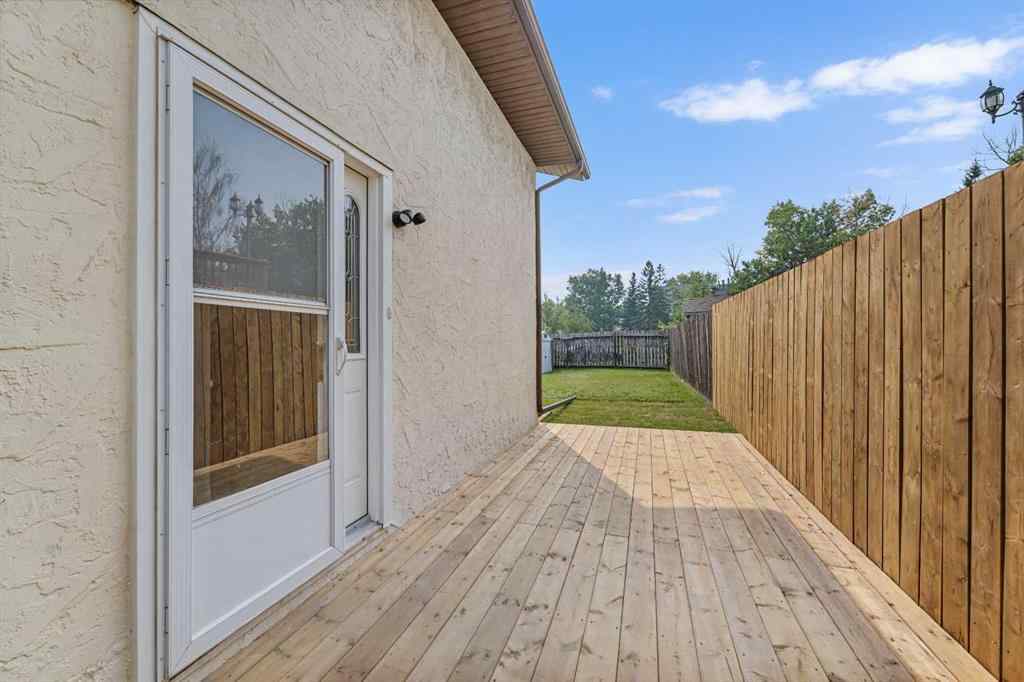 MLS® A2253590 - 59 Doverville Way SE in Dover Calgary, Residential
