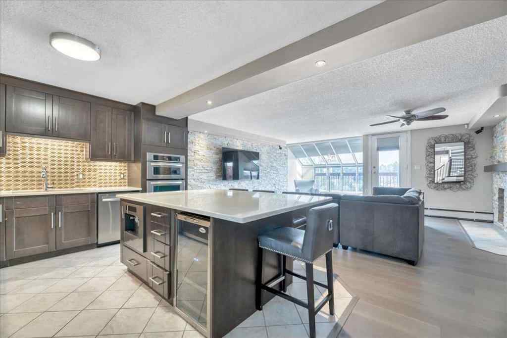 MLS® A2253600 - Unit #405 1505 8 Avenue NW in Hillhurst Calgary, Residential