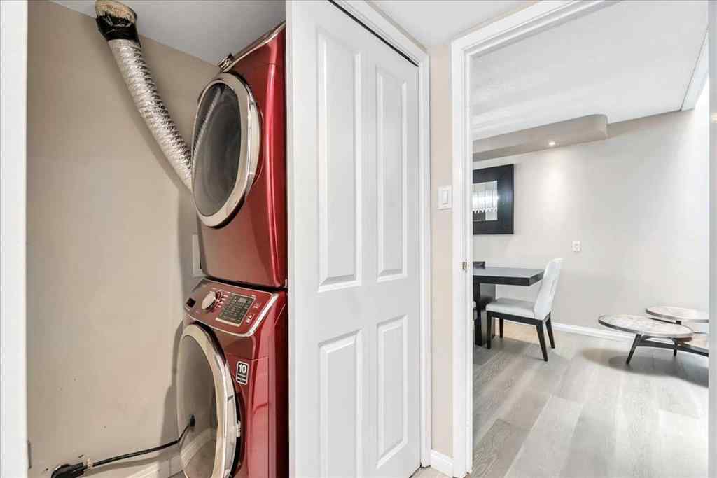 MLS® A2253600 - Unit #405 1505 8 Avenue NW in Hillhurst Calgary, Residential