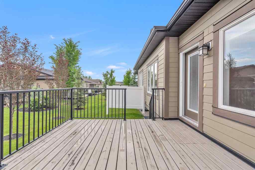 MLS® A2253601 - 100 Sierra Morena Manor SW in Signal Hill Calgary, Residential