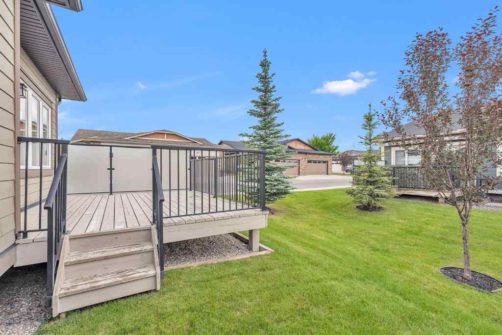 MLS® A2253601 - 100 Sierra Morena Manor SW in Signal Hill Calgary, Residential