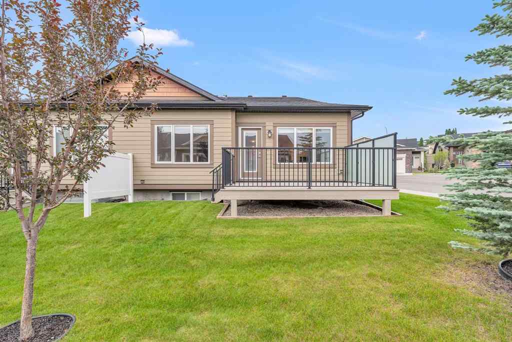 MLS® A2253601 - 100 Sierra Morena Manor SW in Signal Hill Calgary, Residential