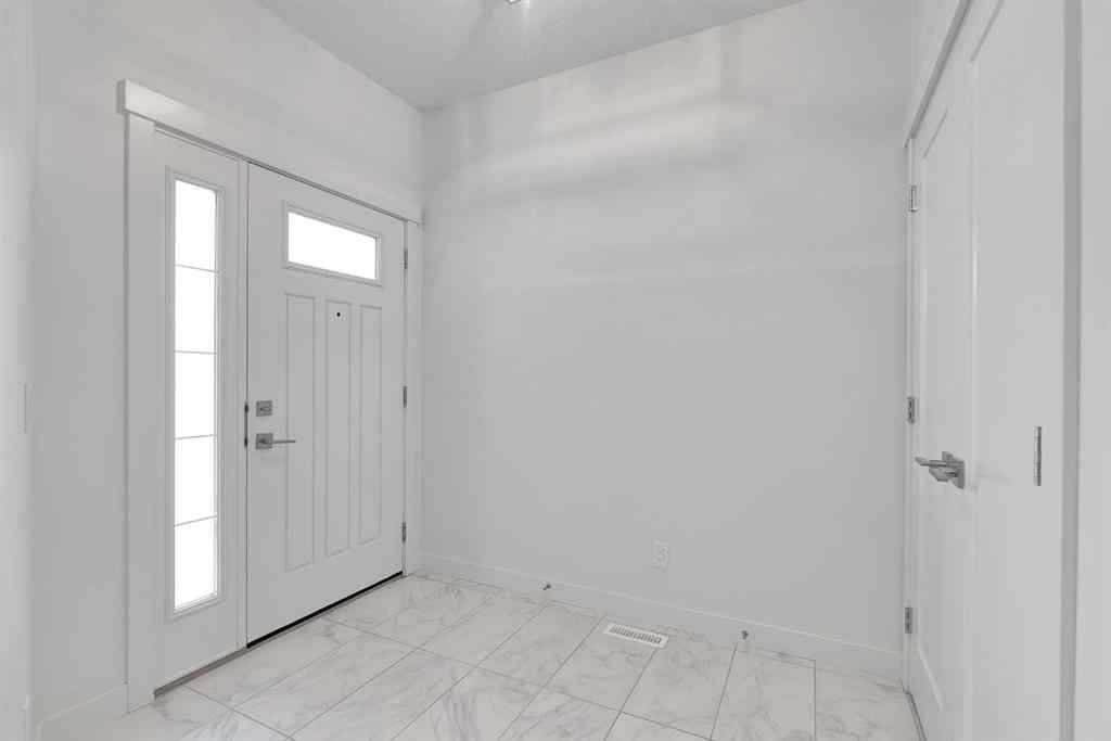 MLS® A2253601 - 100 Sierra Morena Manor SW in Signal Hill Calgary, Residential