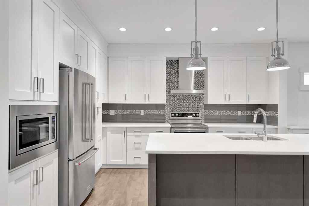 MLS® A2253601 - 100 Sierra Morena Manor SW in Signal Hill Calgary, Residential
