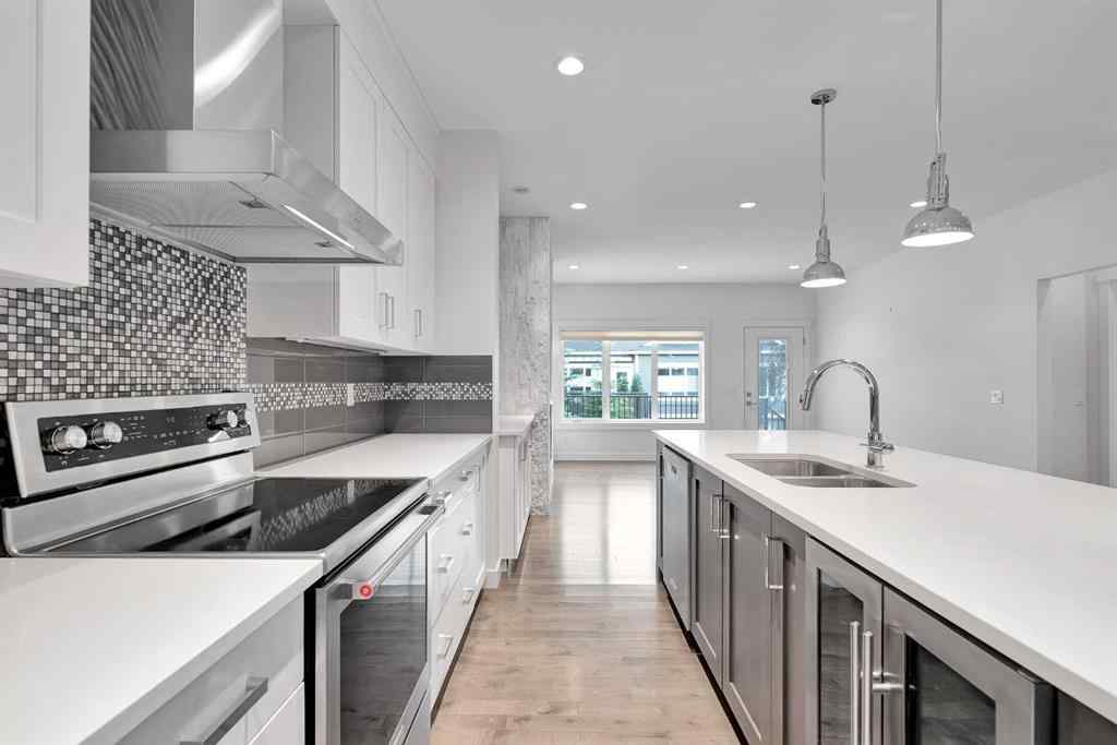 MLS® A2253601 - 100 Sierra Morena Manor SW in Signal Hill Calgary, Residential