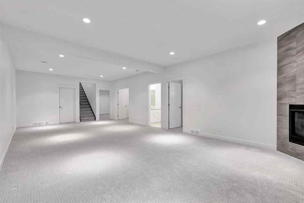 MLS® A2253601 - 100 Sierra Morena Manor SW in Signal Hill Calgary, Residential