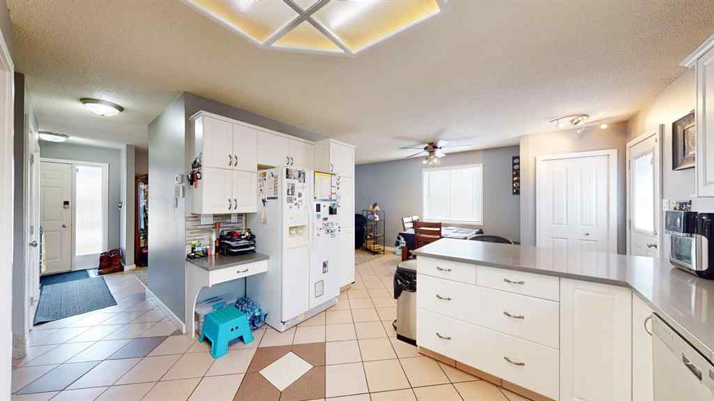 MLS® A2253603 - 444 Sissons Crescent SE in SE Southridge Medicine Hat, Residential