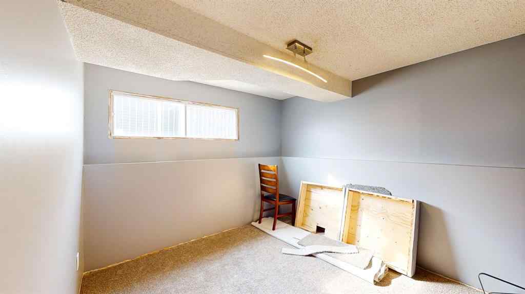 MLS® A2253603 - 444 Sissons Crescent SE in SE Southridge Medicine Hat, Residential