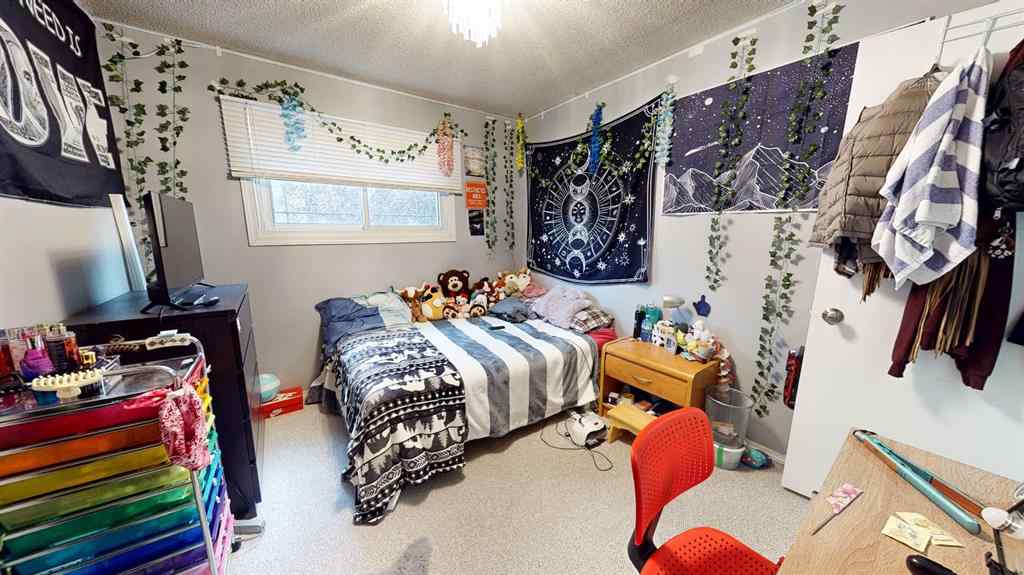MLS® A2253603 - 444 Sissons Crescent SE in SE Southridge Medicine Hat, Residential