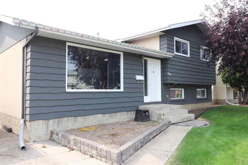 MLS® A2253603 - 444 Sissons Crescent SE in SE Southridge Medicine Hat, Residential