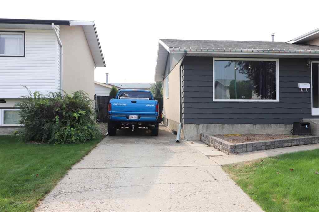 MLS® A2253603 - 444 Sissons Crescent SE in SE Southridge Medicine Hat, Residential