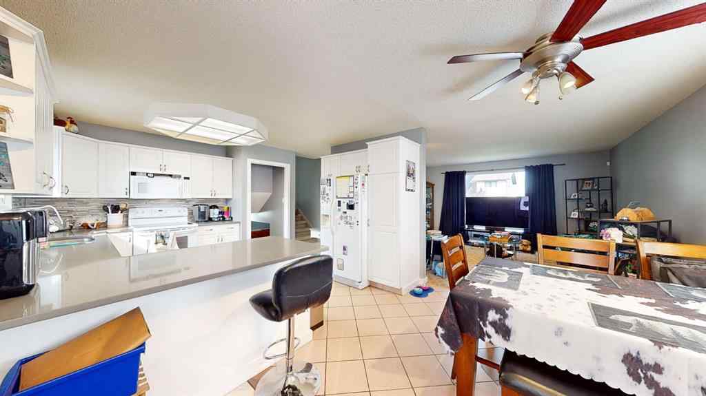 MLS® A2253603 - 444 Sissons Crescent SE in SE Southridge Medicine Hat, Residential