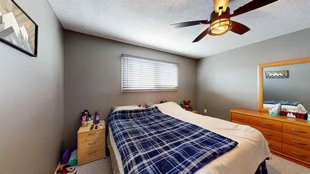 MLS® A2253603 - 444 Sissons Crescent SE in SE Southridge Medicine Hat, Residential