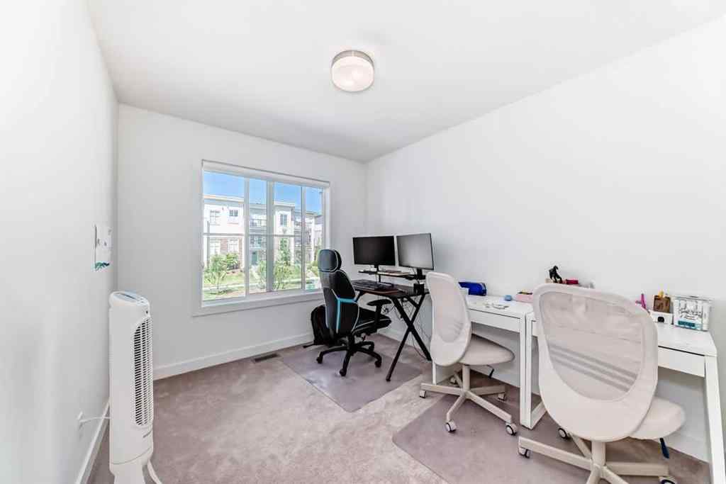 MLS® A2253606 - 53 Spring Creek Common SW in Springbank Hill Calgary, Residential