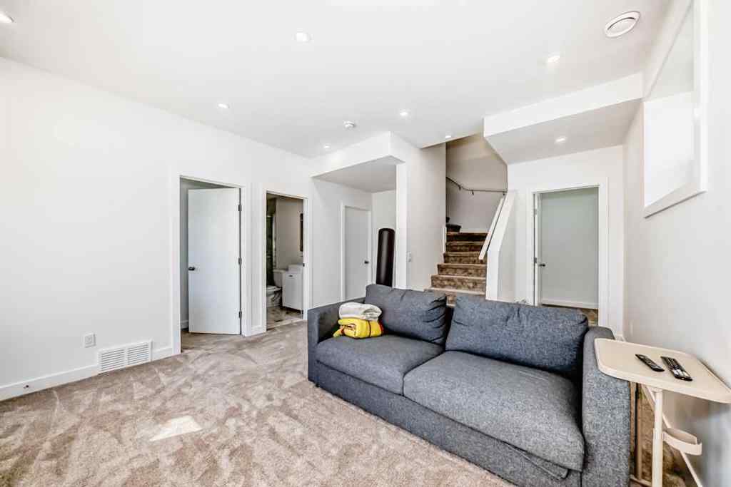 MLS® A2253606 - 53 Spring Creek Common SW in Springbank Hill Calgary, Residential