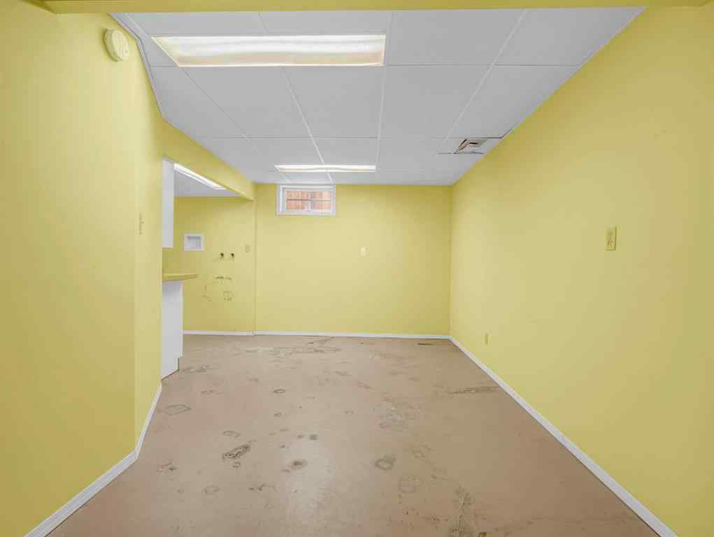 MLS® A2253607 - 76 Wood Valley Rise SW in Woodbine Calgary, Residential