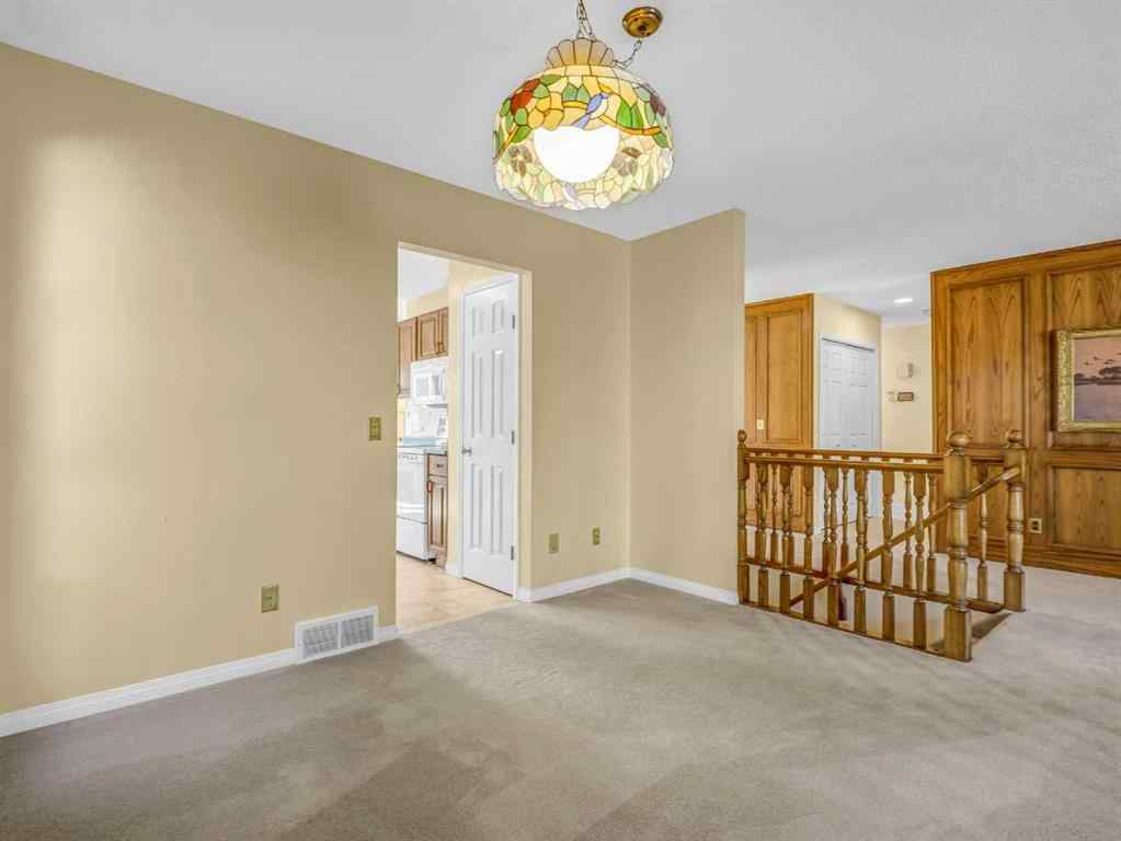 MLS® A2253607 - 76 Wood Valley Rise SW in Woodbine Calgary, Residential