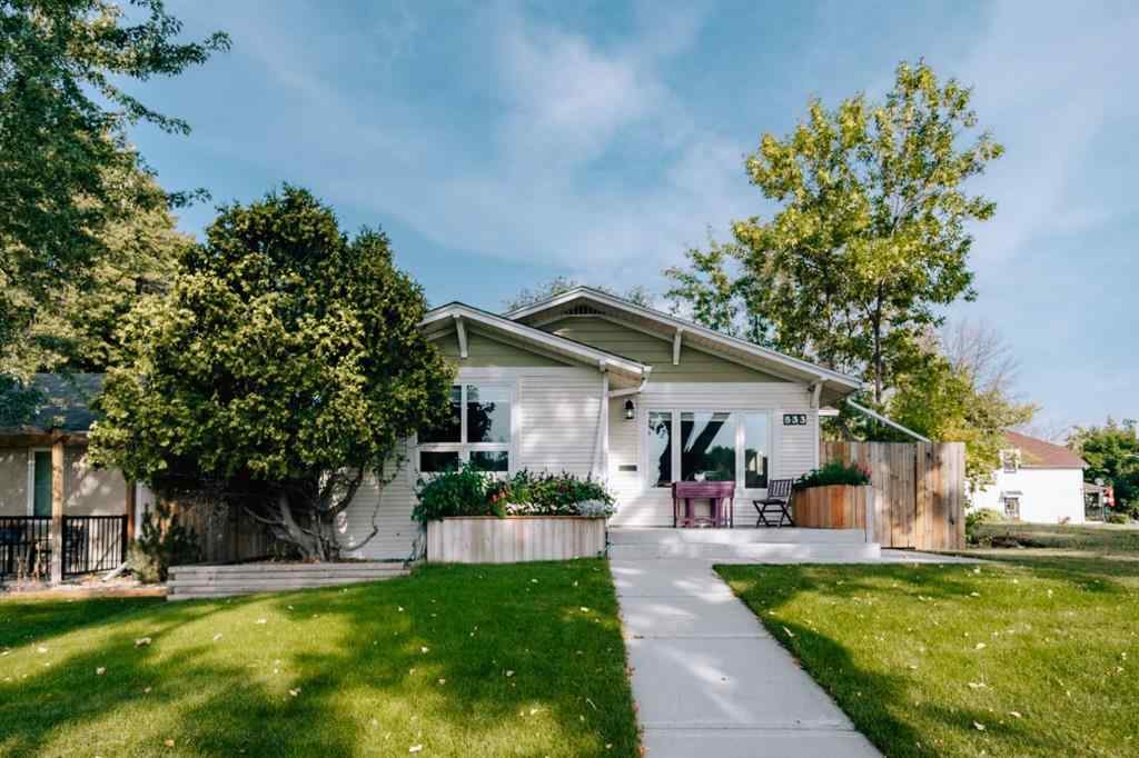 MLS® A2253609 - 533 13 Street S in Victoria Park Lethbridge, Residential
