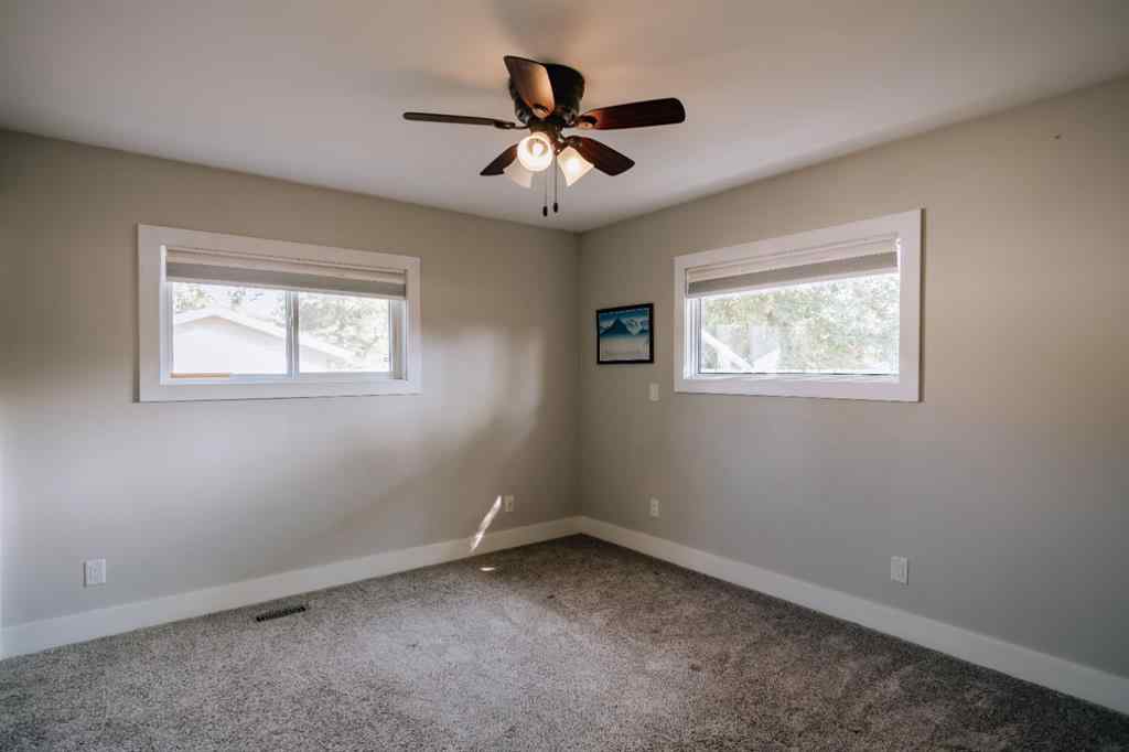 MLS® A2253609 - 533 13 Street S in Victoria Park Lethbridge, Residential