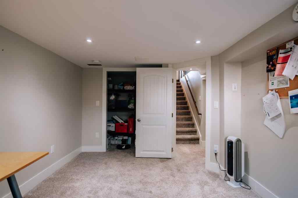 MLS® A2253609 - 533 13 Street S in Victoria Park Lethbridge, Residential