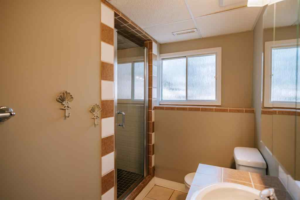 MLS® A2253610 - 86 Purdue Court W in Varsity Village Lethbridge, Residential