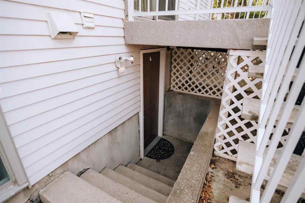 MLS® A2253610 - 86 Purdue Court W in Varsity Village Lethbridge, Residential