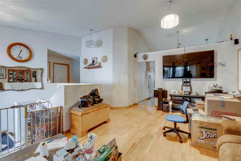 MLS® A2253611 - 47 High Ridge Crescent NW in Highwood Village High River, Residential