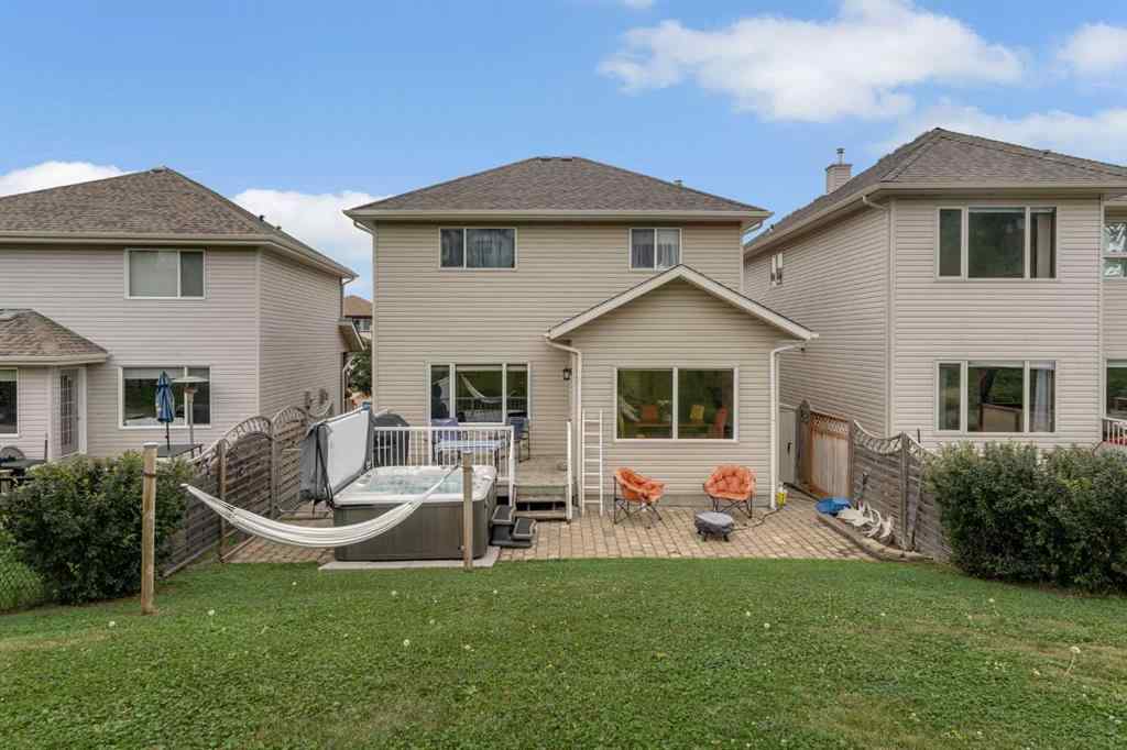 MLS® A2253615 - 168 Sunset Close  in Sunset Ridge Cochrane, Residential