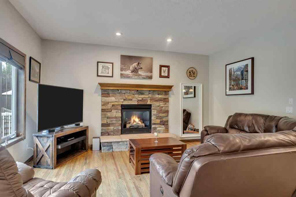 MLS® A2253615 - 168 Sunset Close  in Sunset Ridge Cochrane, Residential