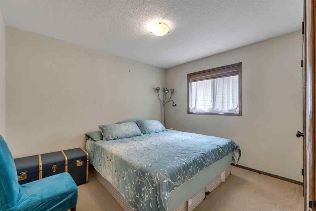 MLS® A2253615 - 168 Sunset Close  in Sunset Ridge Cochrane, Residential