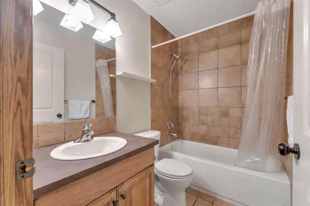 MLS® A2253615 - 168 Sunset Close  in Sunset Ridge Cochrane, Residential
