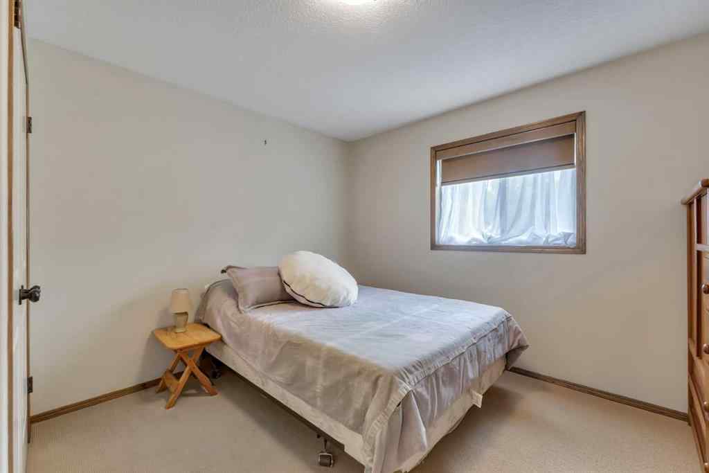 MLS® A2253615 - 168 Sunset Close  in Sunset Ridge Cochrane, Residential