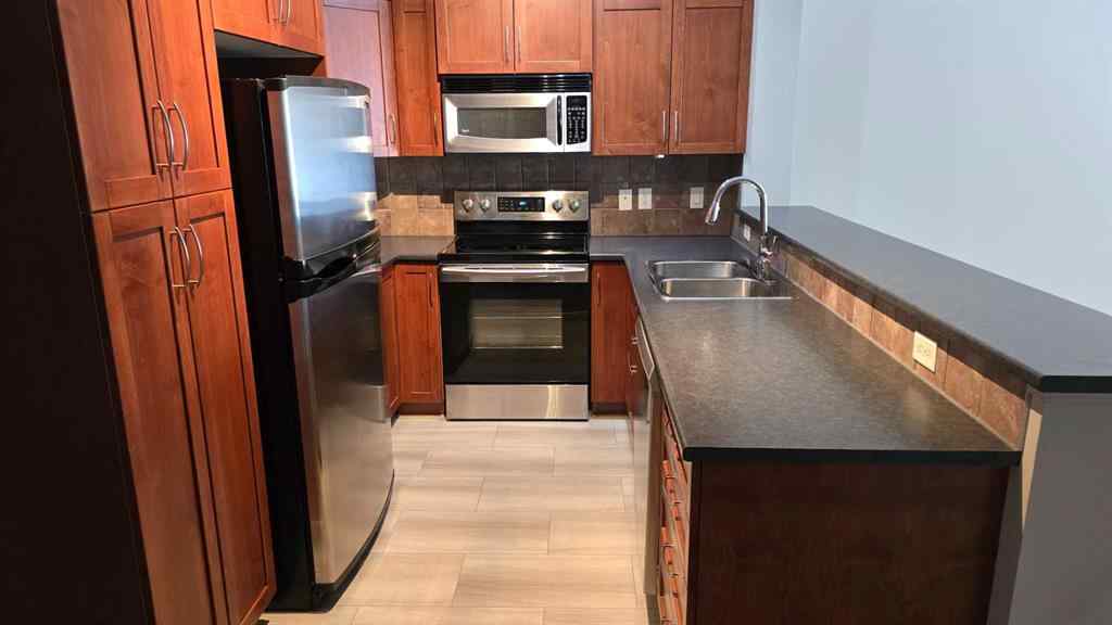 MLS® A2253616 - Unit #240 20 Discovery Ridge Close SW in Discovery Ridge Calgary, Residential