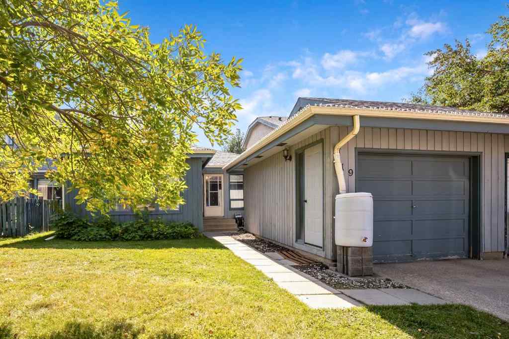 MLS® A2253618 - 19 Hawkfield Way NW in Hawkwood Calgary, Residential