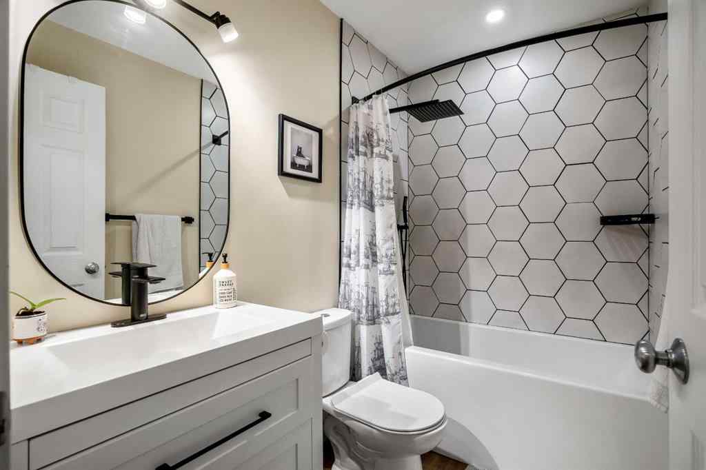 MLS® A2253618 - 19 Hawkfield Way NW in Hawkwood Calgary, Residential