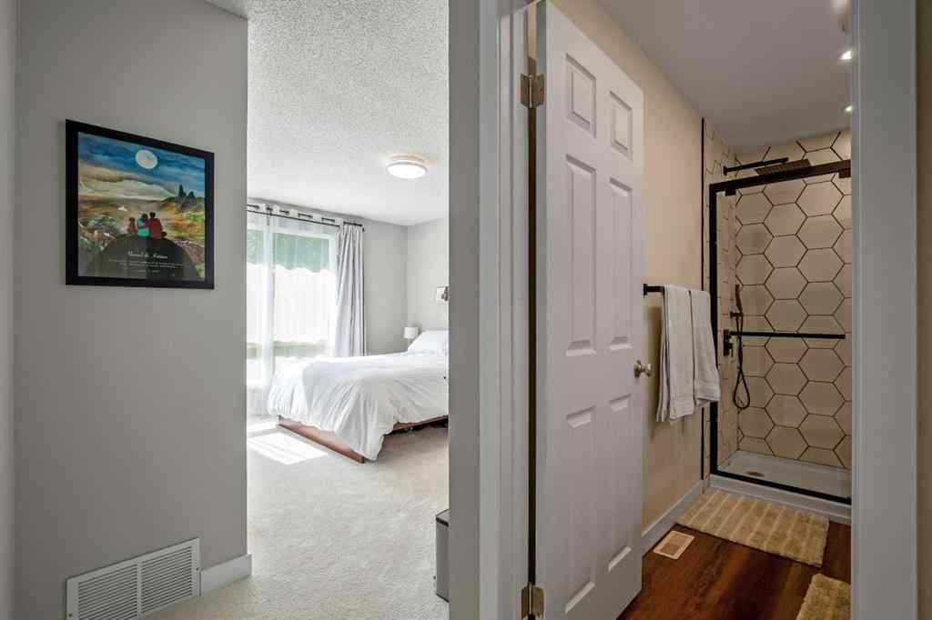 MLS® A2253618 - 19 Hawkfield Way NW in Hawkwood Calgary, Residential