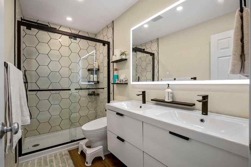 MLS® A2253618 - 19 Hawkfield Way NW in Hawkwood Calgary, Residential