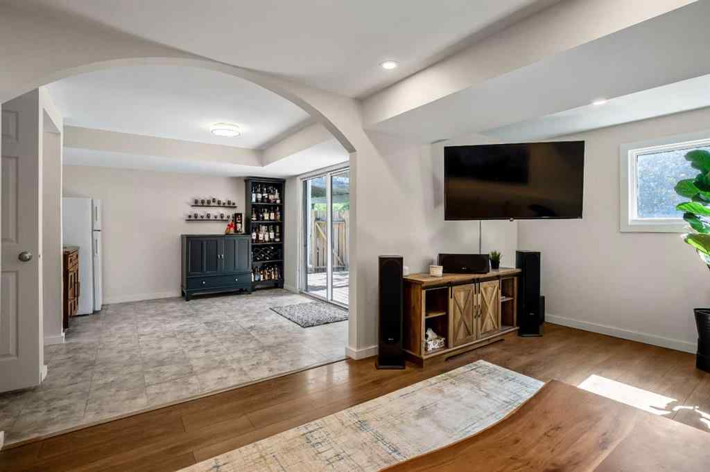 MLS® A2253618 - 19 Hawkfield Way NW in Hawkwood Calgary, Residential
