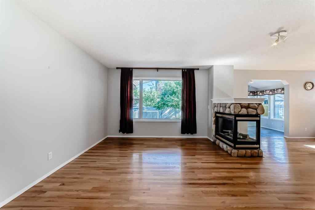 MLS® #A2253619 - 880 Somerset Drive SW in Somerset Calgary, Residential Open Houses