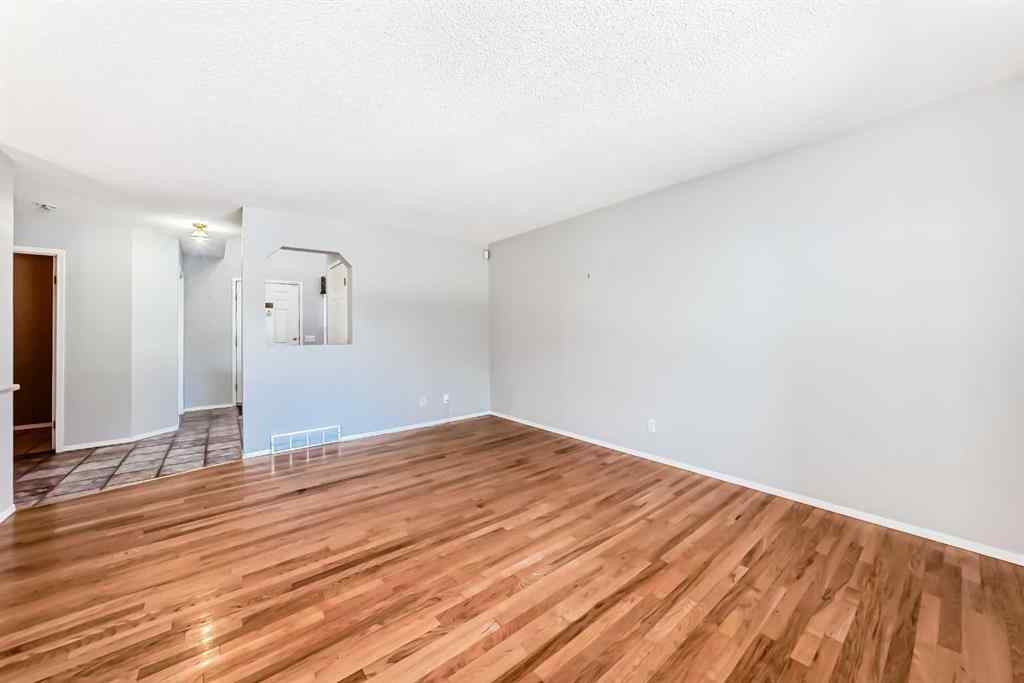MLS® #A2253619 - 880 Somerset Drive SW in Somerset Calgary, Residential Open Houses