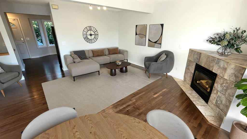MLS® A2253620 - 215 Killarney Glen Court SW in Killarney/Glengarry Calgary, Residential