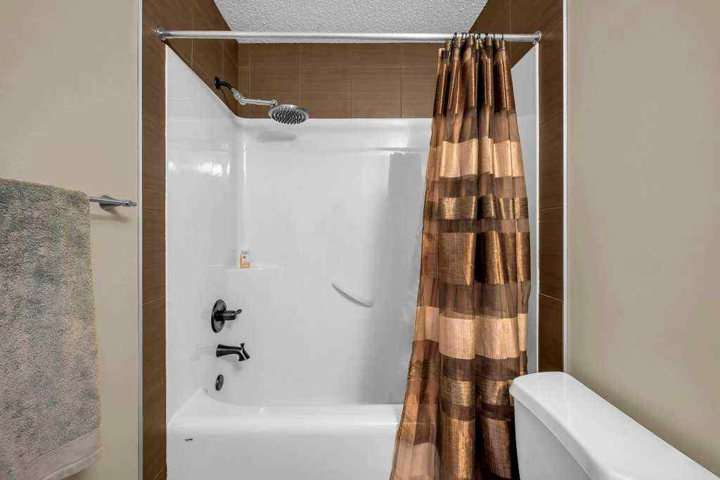 MLS® A2253628 - 1186 Kings Heights Way SE in Kings Heights Airdrie, Residential